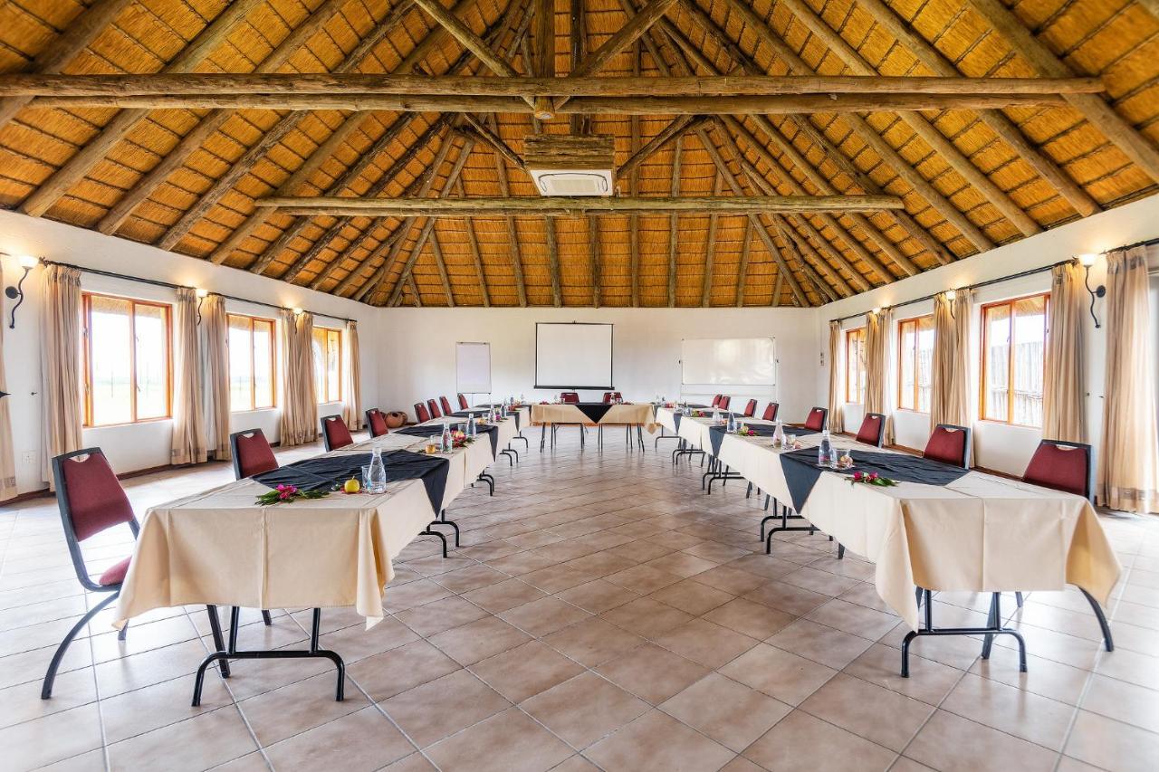 Frans Indongo Lodge Otjiwarongo Zewnętrze zdjęcie
